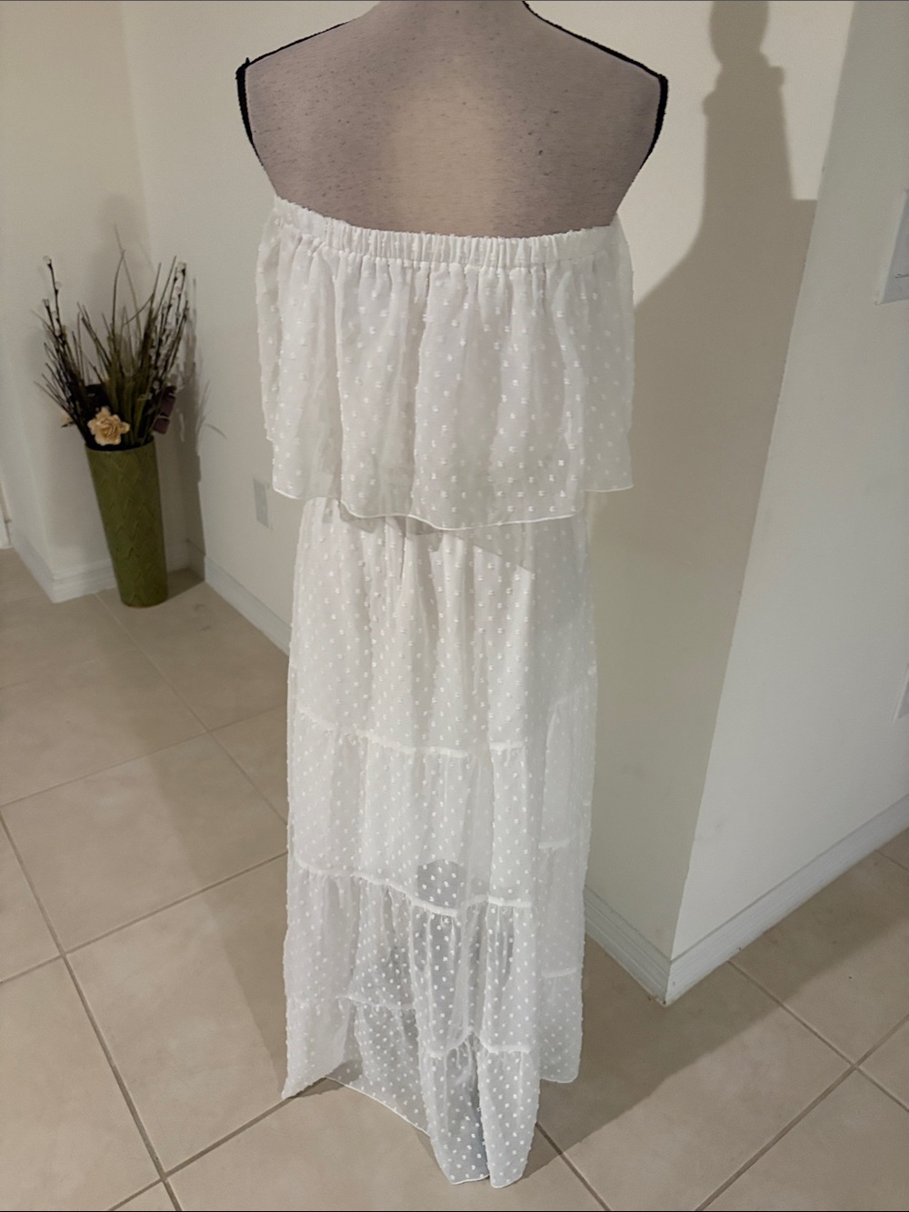 NWOT small Swiss dot off shoulder dress 1924 - Picture 4 of 7